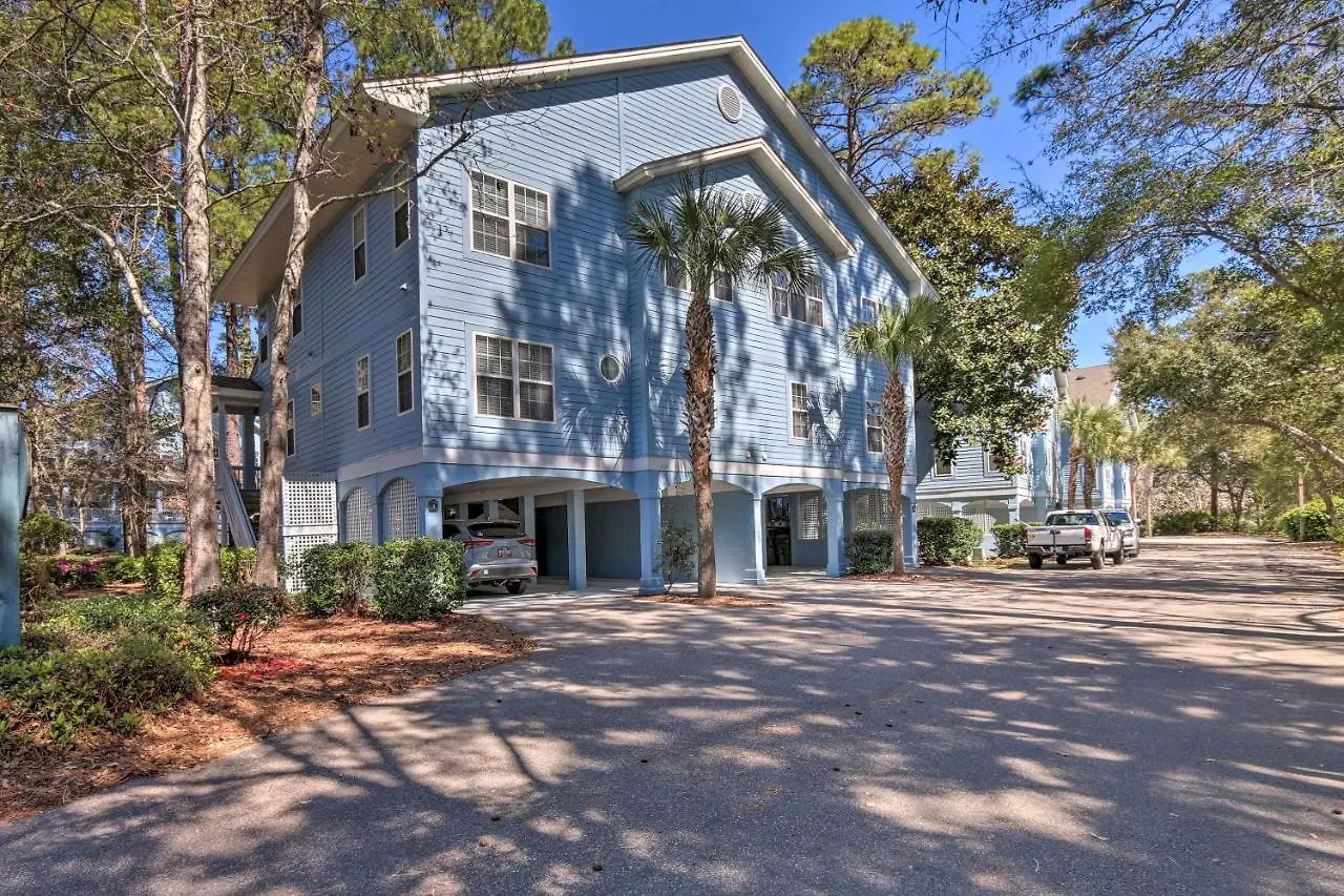 Coastal Hilton Head Beach Retreat With Pool Access! Hilton Head Island 0*,  United States